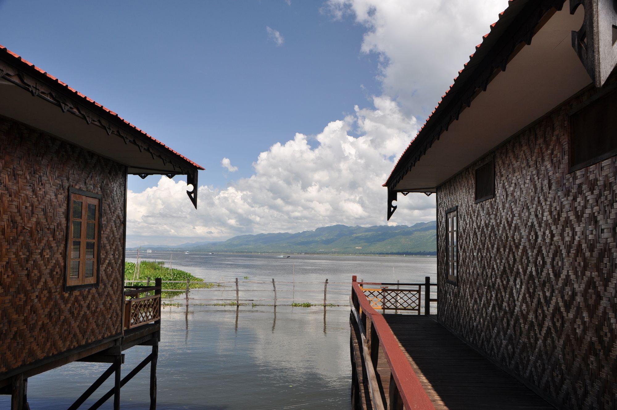 アン ヘリテージ ロッジ&スパ Inle Lake エクステリア 写真